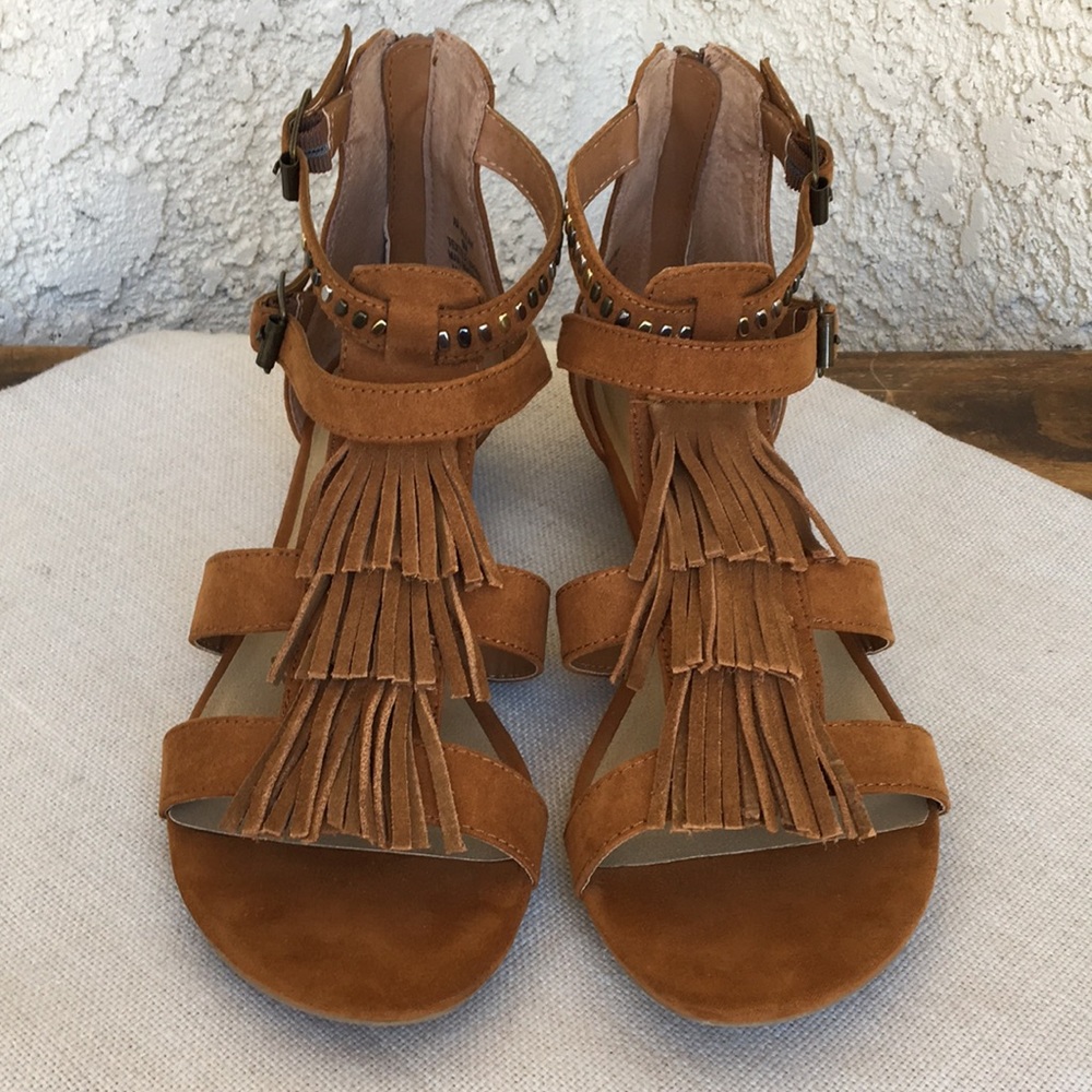 American Rag Faux Suede Sandals 9